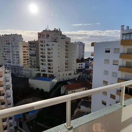 Apartment T1 Da Rocha Sunflower *
