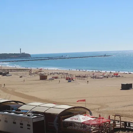 Apartment T1 Da Rocha Sunflower